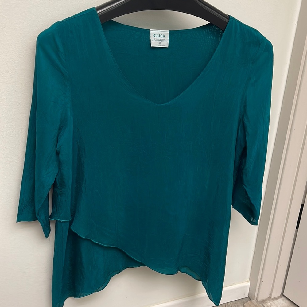 Teal scoop neck asymmetrical hem blouse by Click (m)